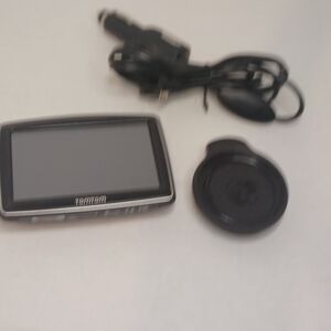 Tomtom gps navigator series 340 XL N14644 2GB memory Tested‎